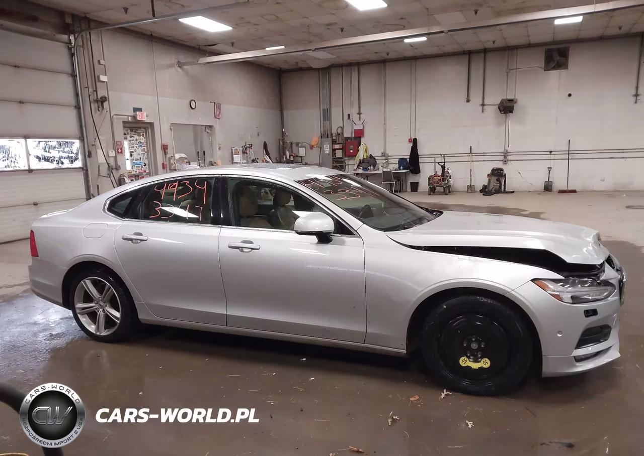 2017 Volvo S90 T5 Momentum VIN:YV1102AK4H1006867 - 13