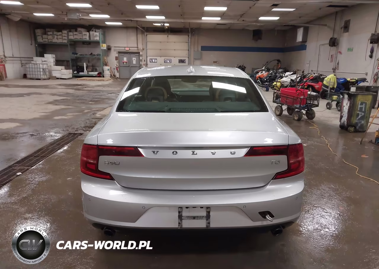 2017 Volvo S90 T5 Momentum VIN:YV1102AK4H1006867 - 16
