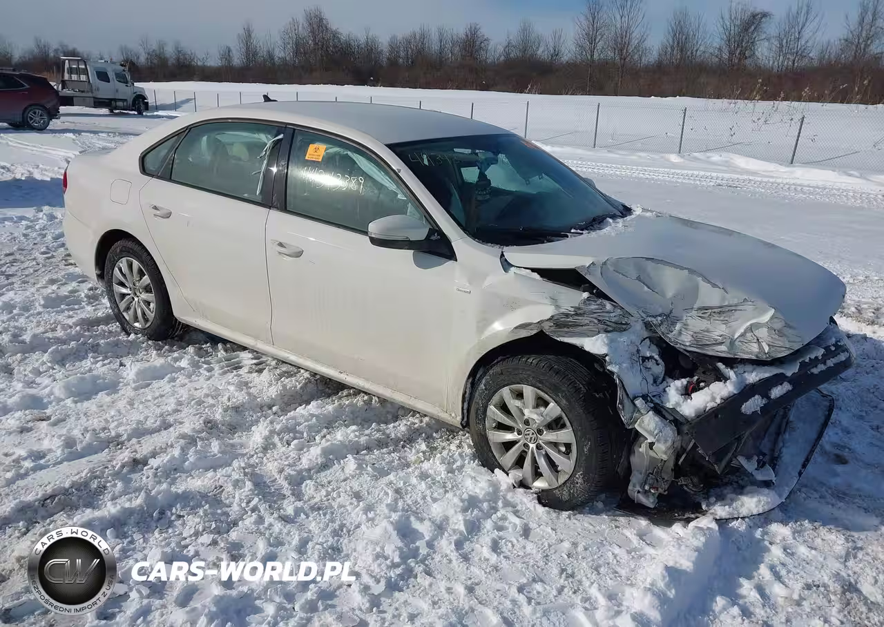 2014 Volkswagen Passat 1.8T Wolfsburg Edition