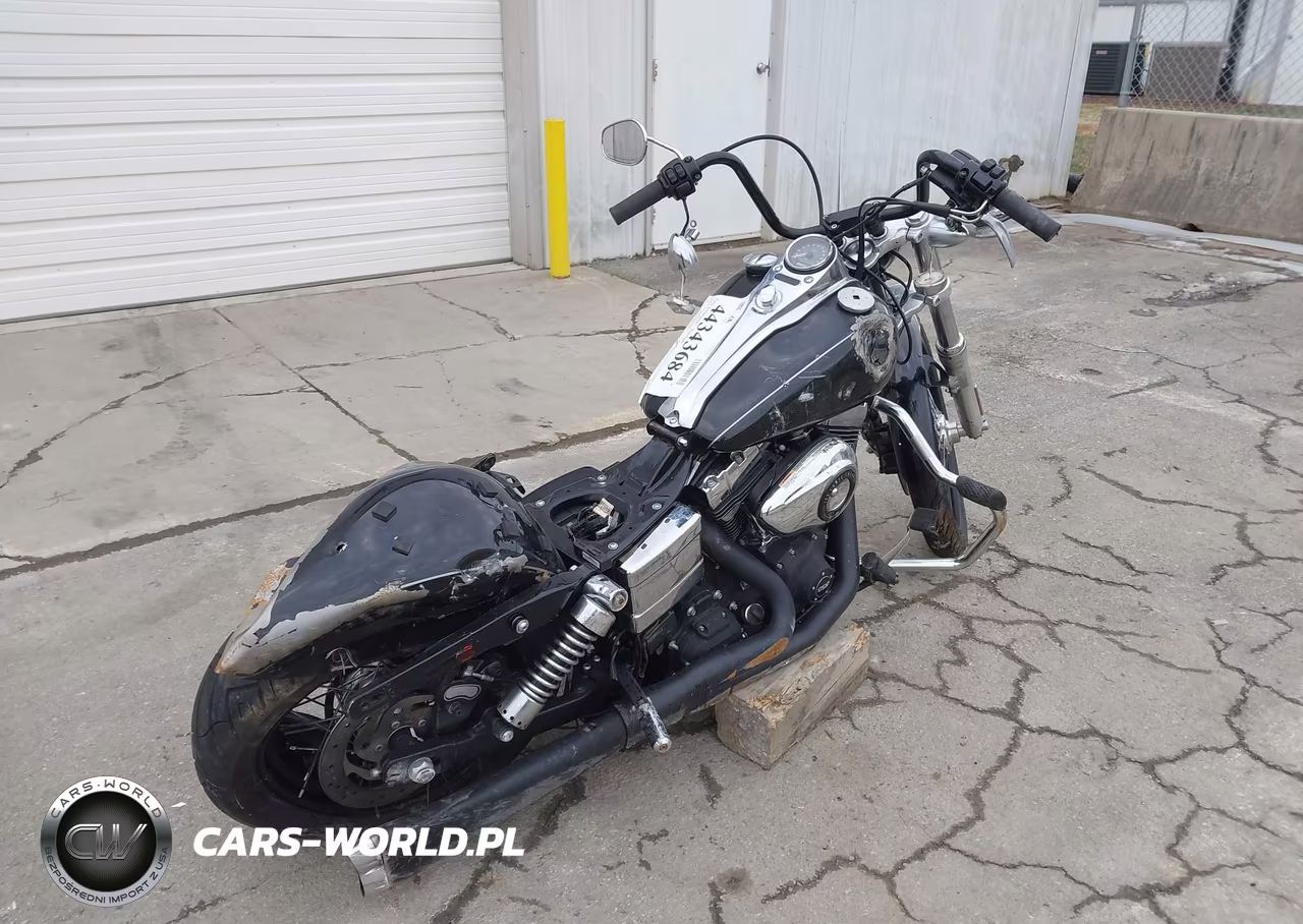 2014 Harley-Davidson Fxdwg Dyna Wide Glide VIN:1HD1GPM15EC328319 - 4