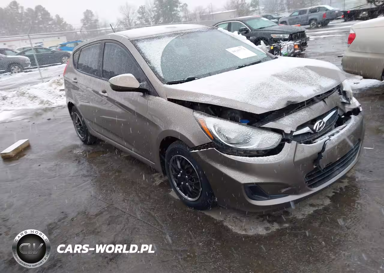 2013 Hyundai Accent Gs