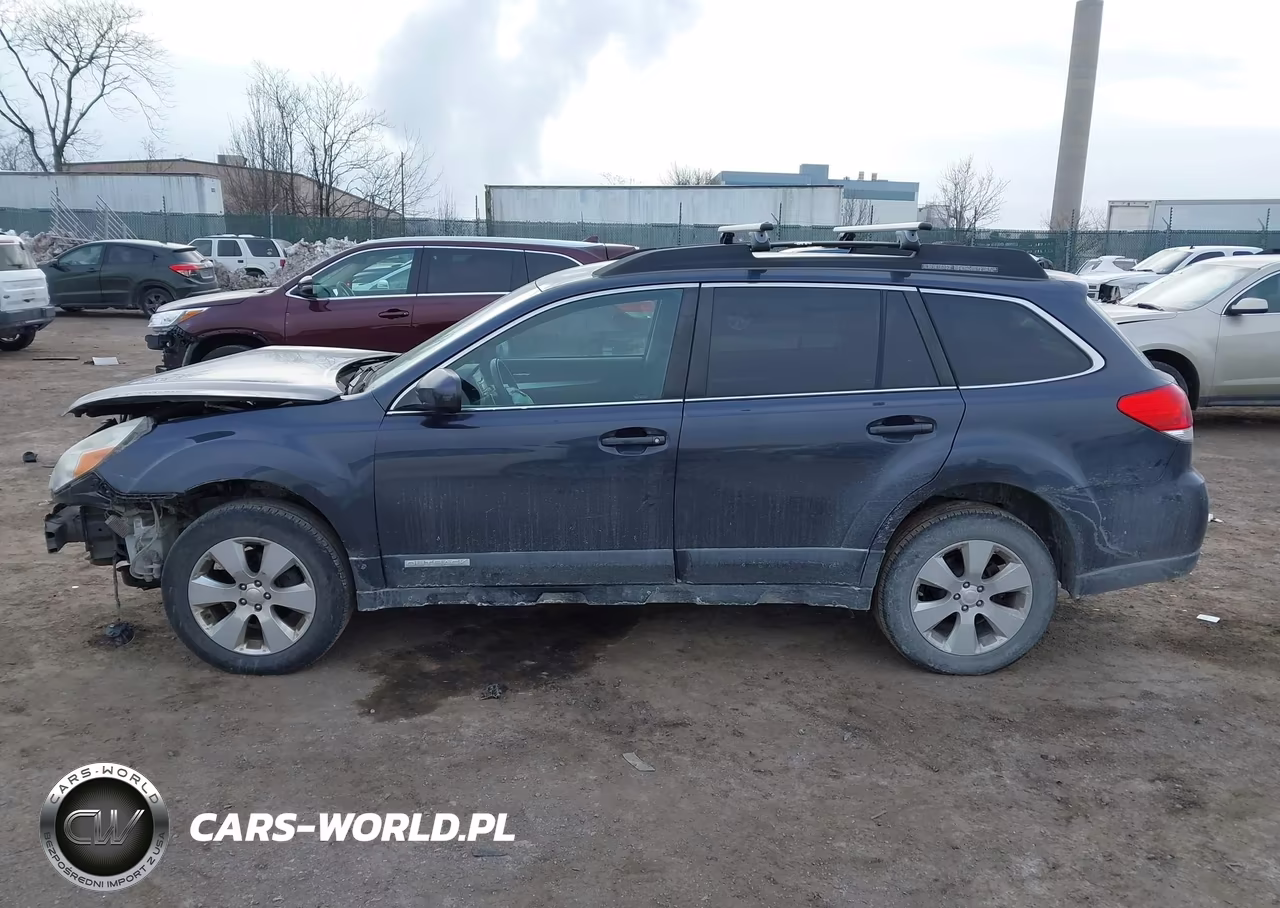 2010 Subaru Outback 2.5I Premium VIN:4S4BRBCC0A3318082 - 14