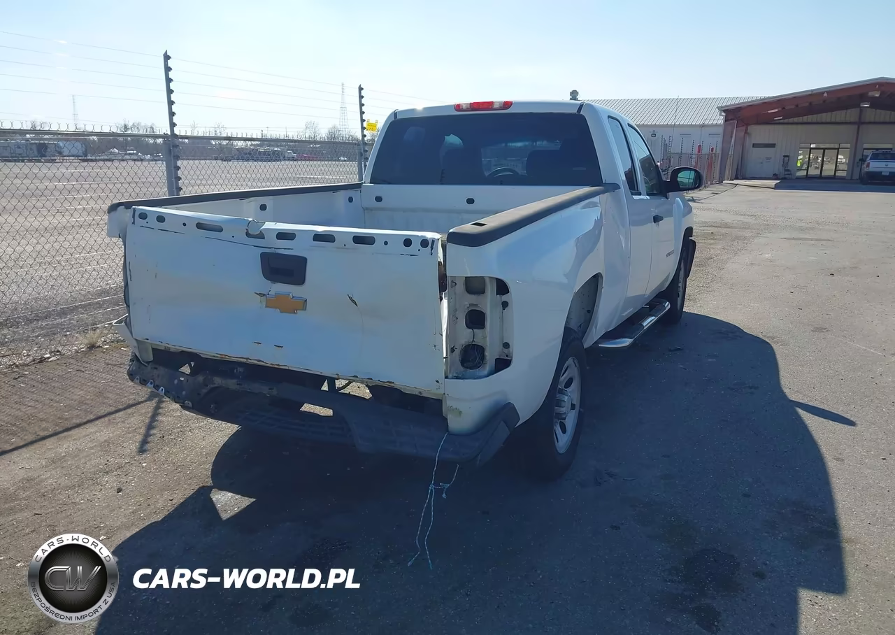 2013 Chevrolet Silverado 1500 Work Truck VIN:1GCRCPE00DZ169212 - 4