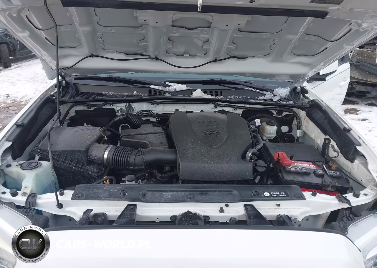 2018 Toyota Tacoma Sr5 V6 VIN:3TMAZ5CN5JM064001 - 10