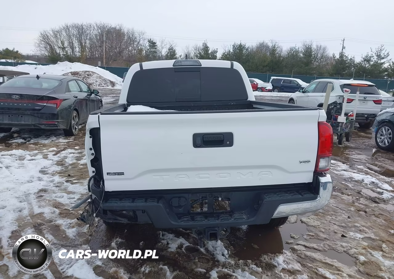 2018 Toyota Tacoma Sr5 V6 VIN:3TMAZ5CN5JM064001 - 17