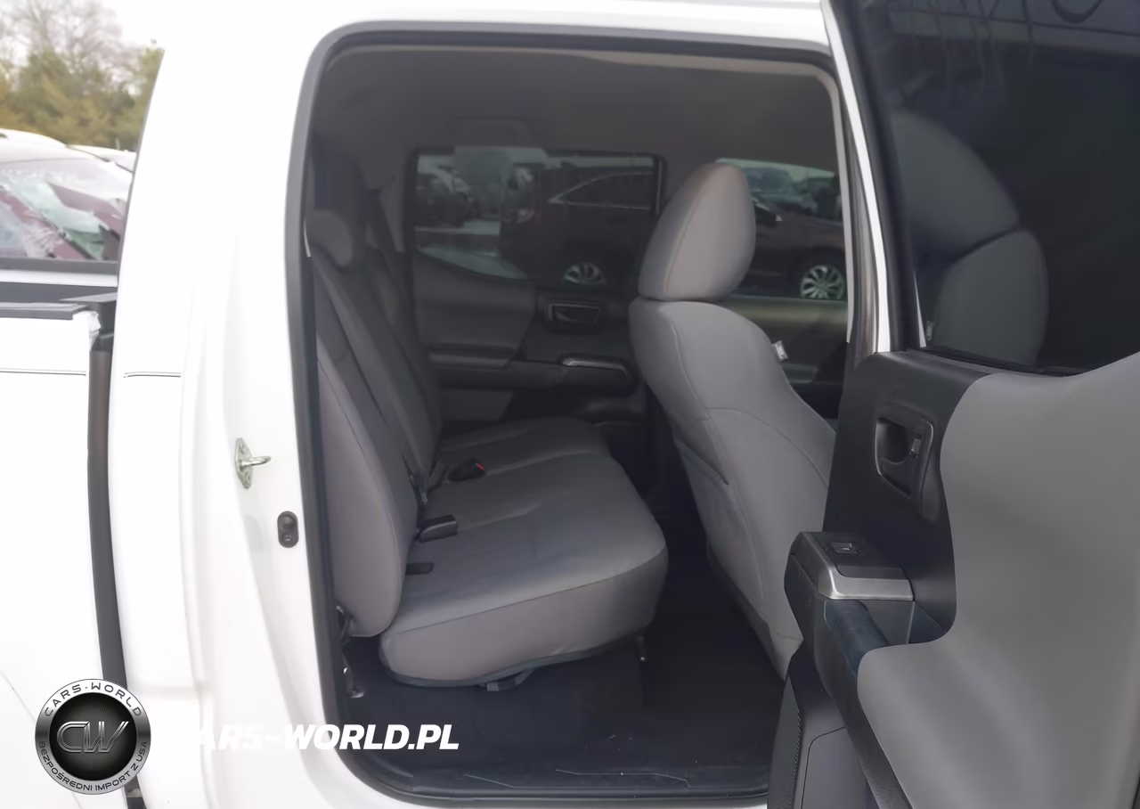 2018 Toyota Tacoma Sr5 V6 VIN:3TMAZ5CN5JM064001 - 8