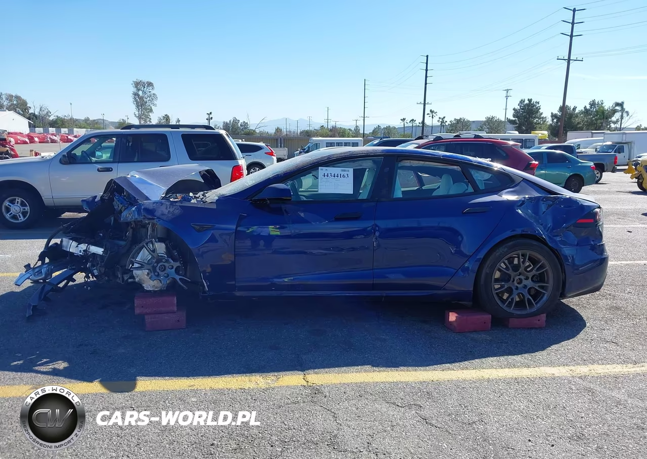 2024 Tesla Model S Long Range VIN:5YJSA1E51RF542559 - 19
