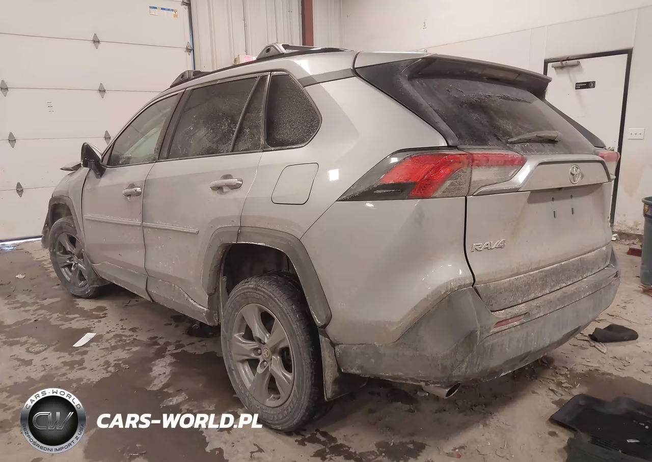 2024 Toyota Rav4 Xle VIN:2T3P1RFV4RW471970 - 3