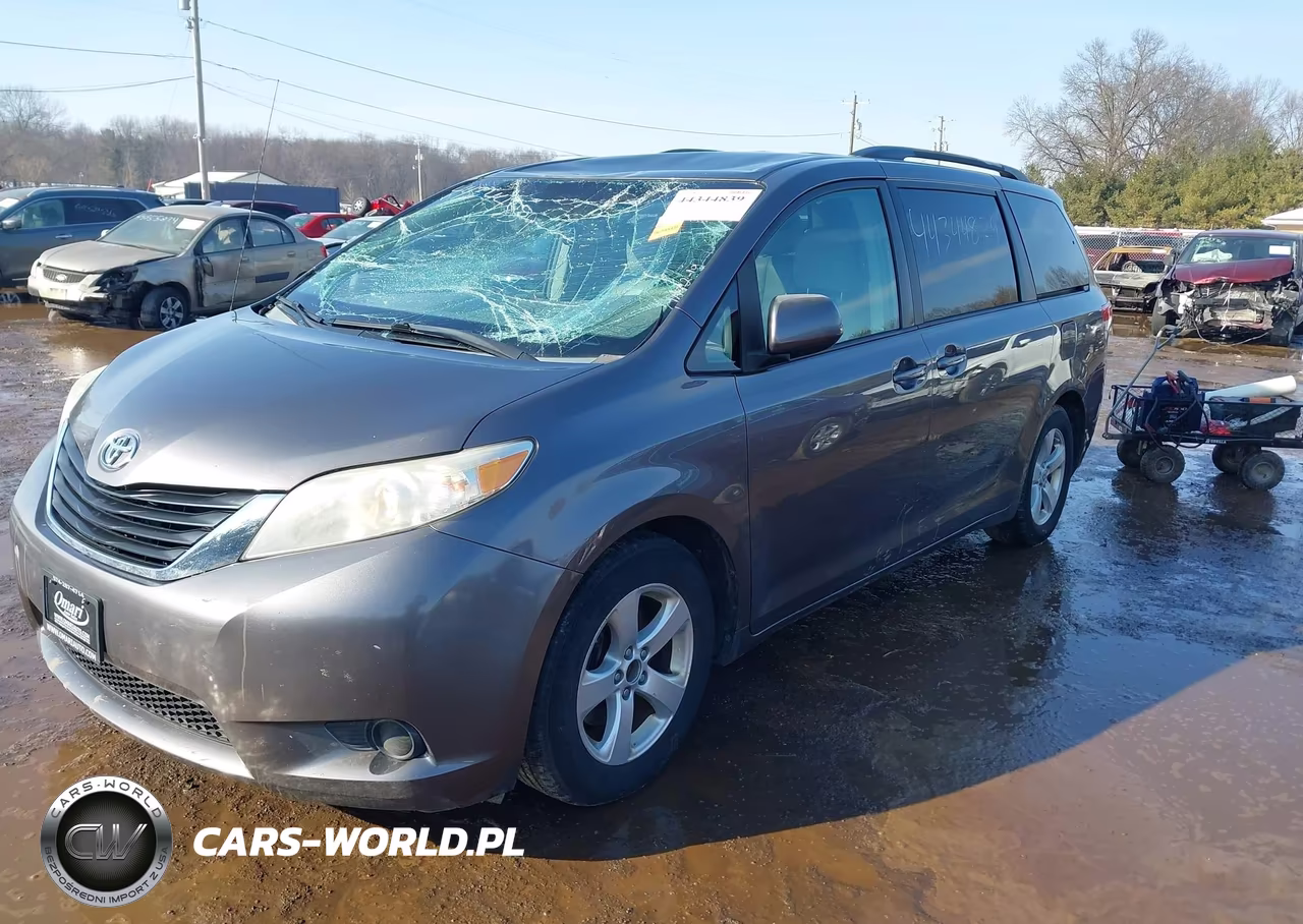 2012 Toyota Sienna Le V6 8 Passenger VIN:5TDKK3DC0CS176508 - 2