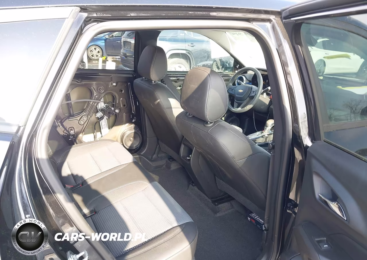 2025 Chevrolet Trax Fwd Lt VIN:KL77LHEP0SC114623 - 8