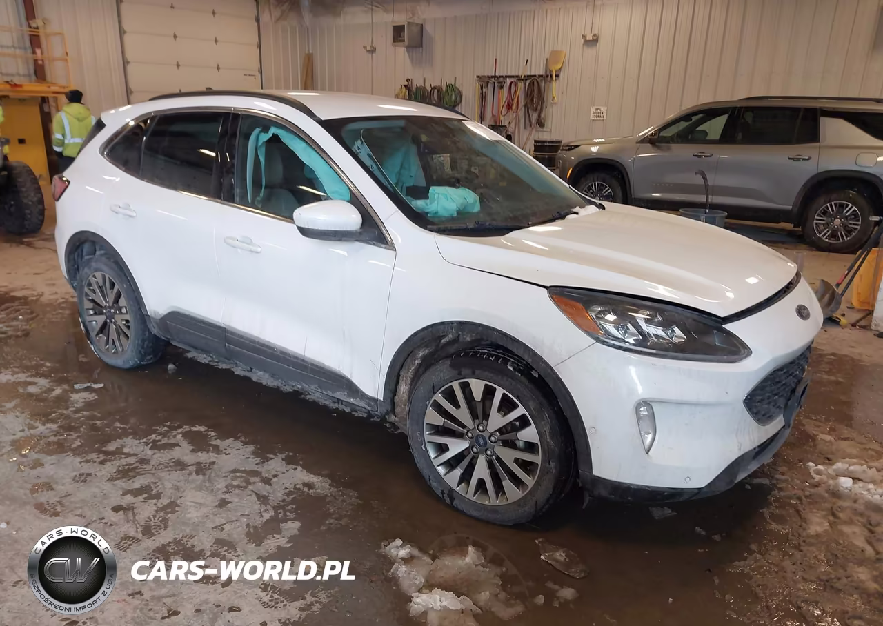 2021 Ford Escape Titanium