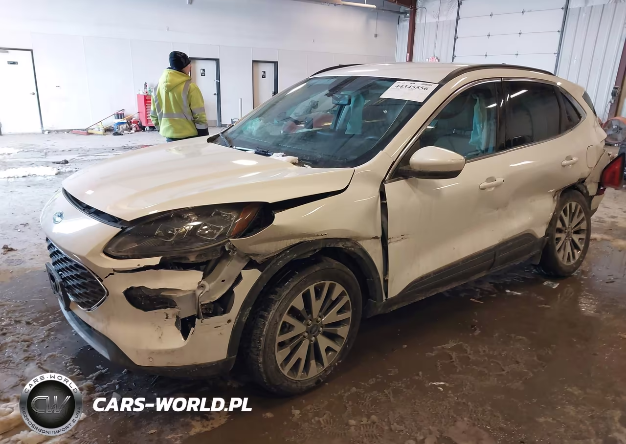 2021 Ford Escape Titanium VIN:1FMCU9J96MUA58031 - 2