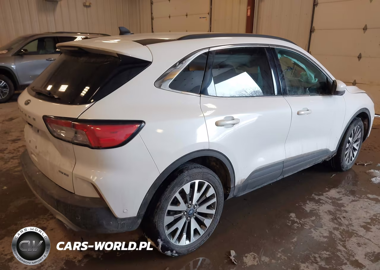 2021 Ford Escape Titanium VIN:1FMCU9J96MUA58031 - 4