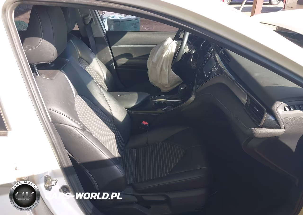 2019 Toyota Camry Se VIN:4T1B11HK0KU808180 - 5