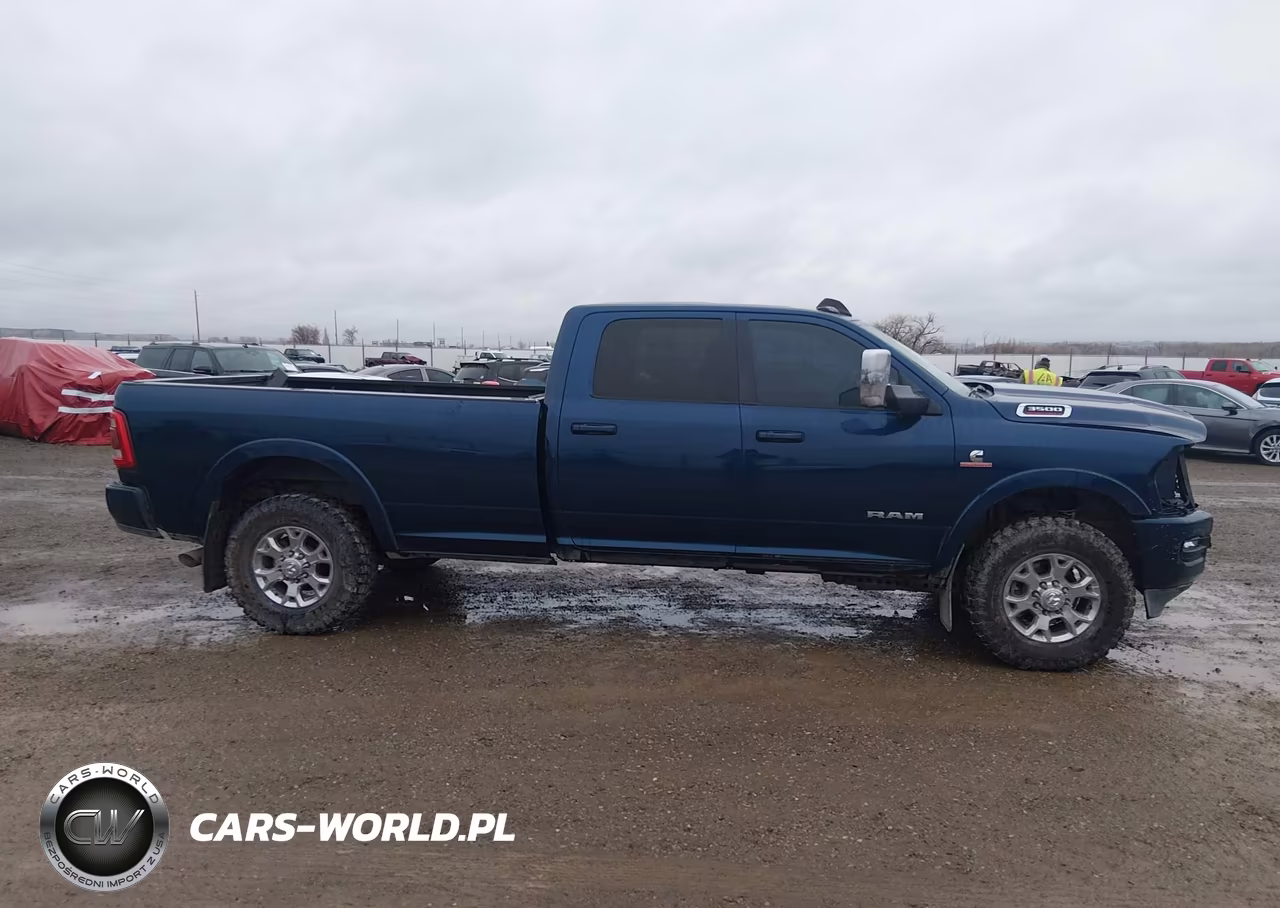 2019 Ram 3500 Laramie 4X4 8' Box VIN:3C63R3JL5KG525364 - 14