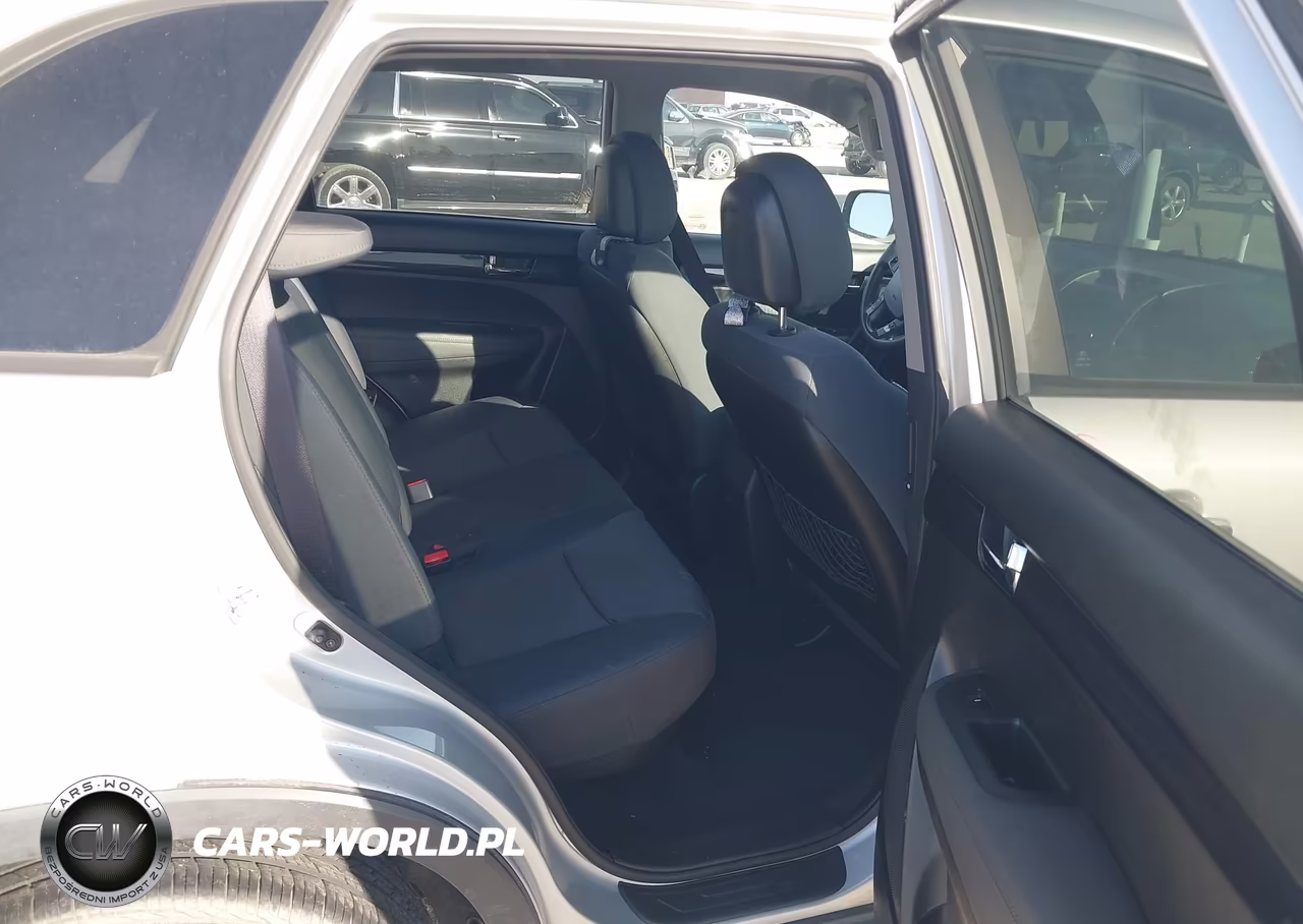 2013 Kia Sorento Lx VIN:5XYKT4A17DG351163 - 8
