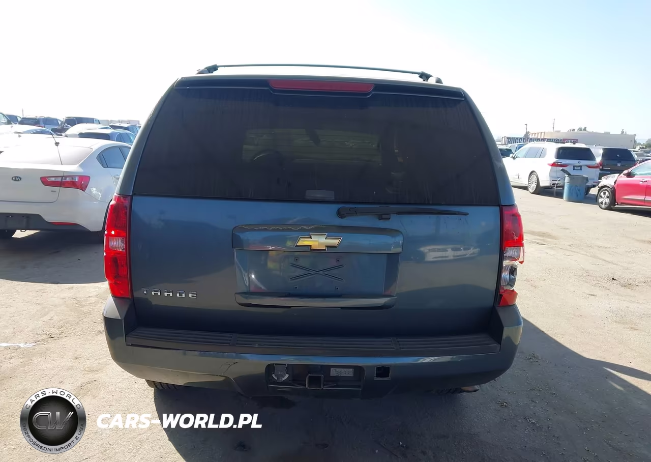 2008 Chevrolet Tahoe Ls VIN:1GNFC13C78J135972 - 17