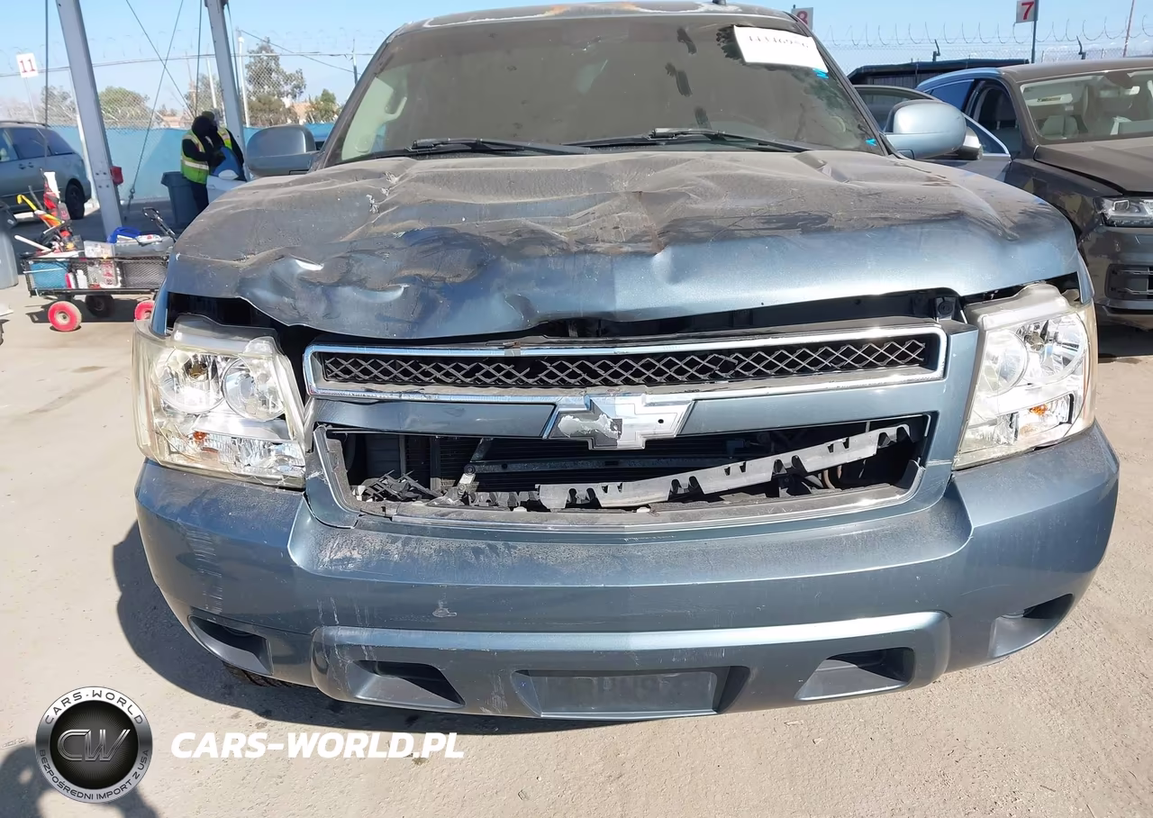 2008 Chevrolet Tahoe Ls VIN:1GNFC13C78J135972 - 6