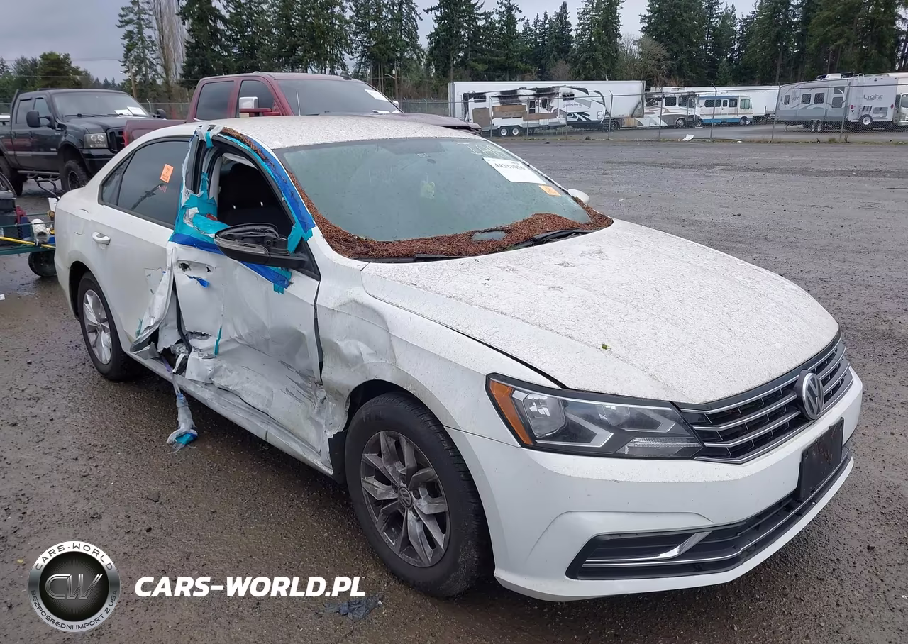 2018 Volkswagen Passat 2.0T R-Line-2.0T S