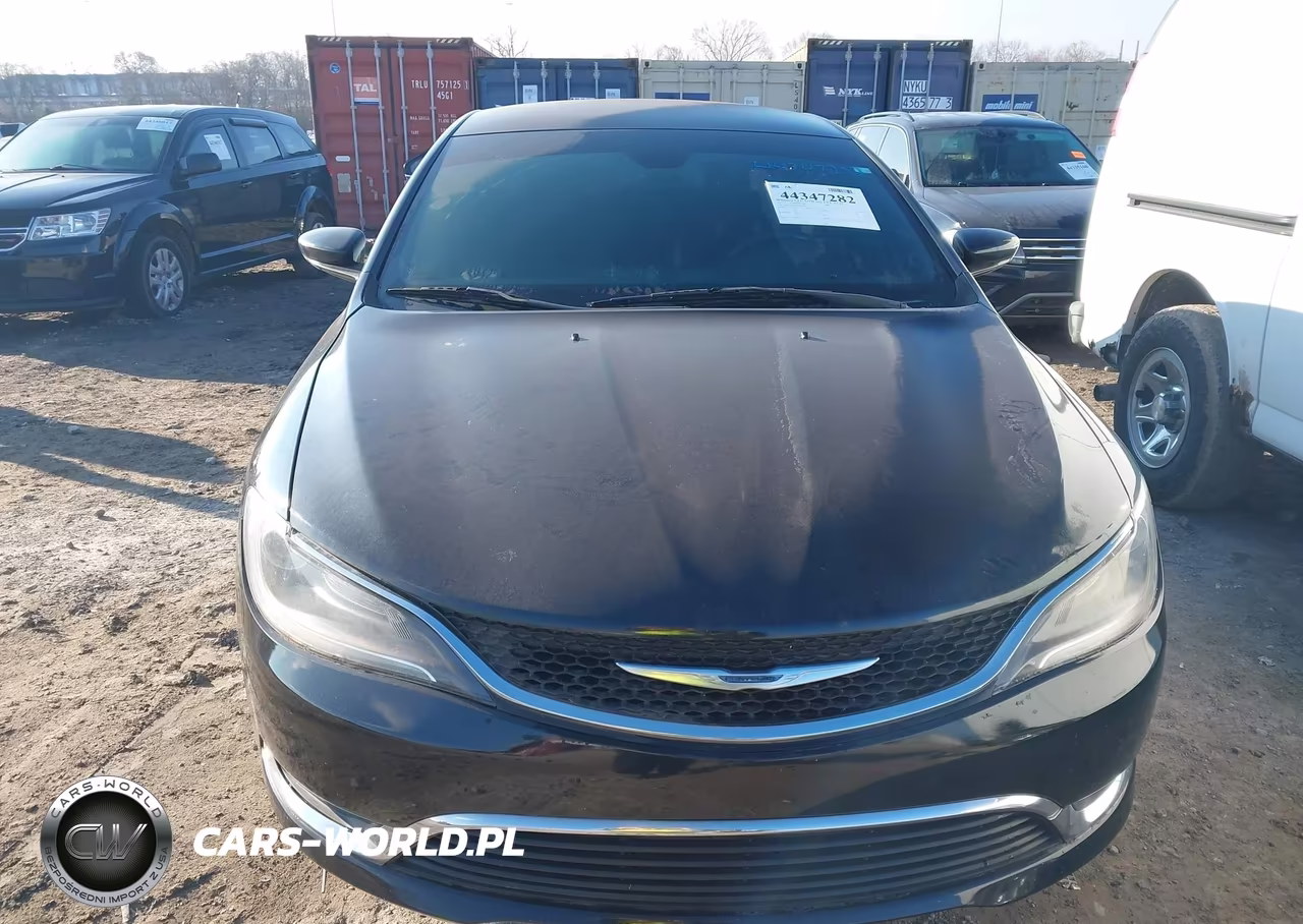 2015 Chrysler 200 S VIN:1C3CCCBG7FN642876 - 6