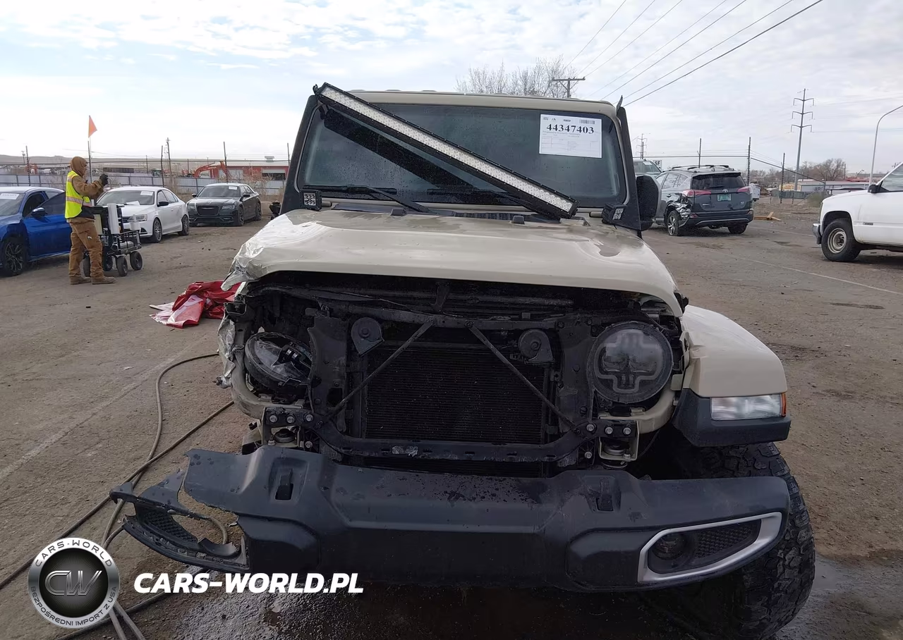 2020 Jeep Gladiator Sport S 4X4 VIN:1C6HJTAG7LL173697 - 13