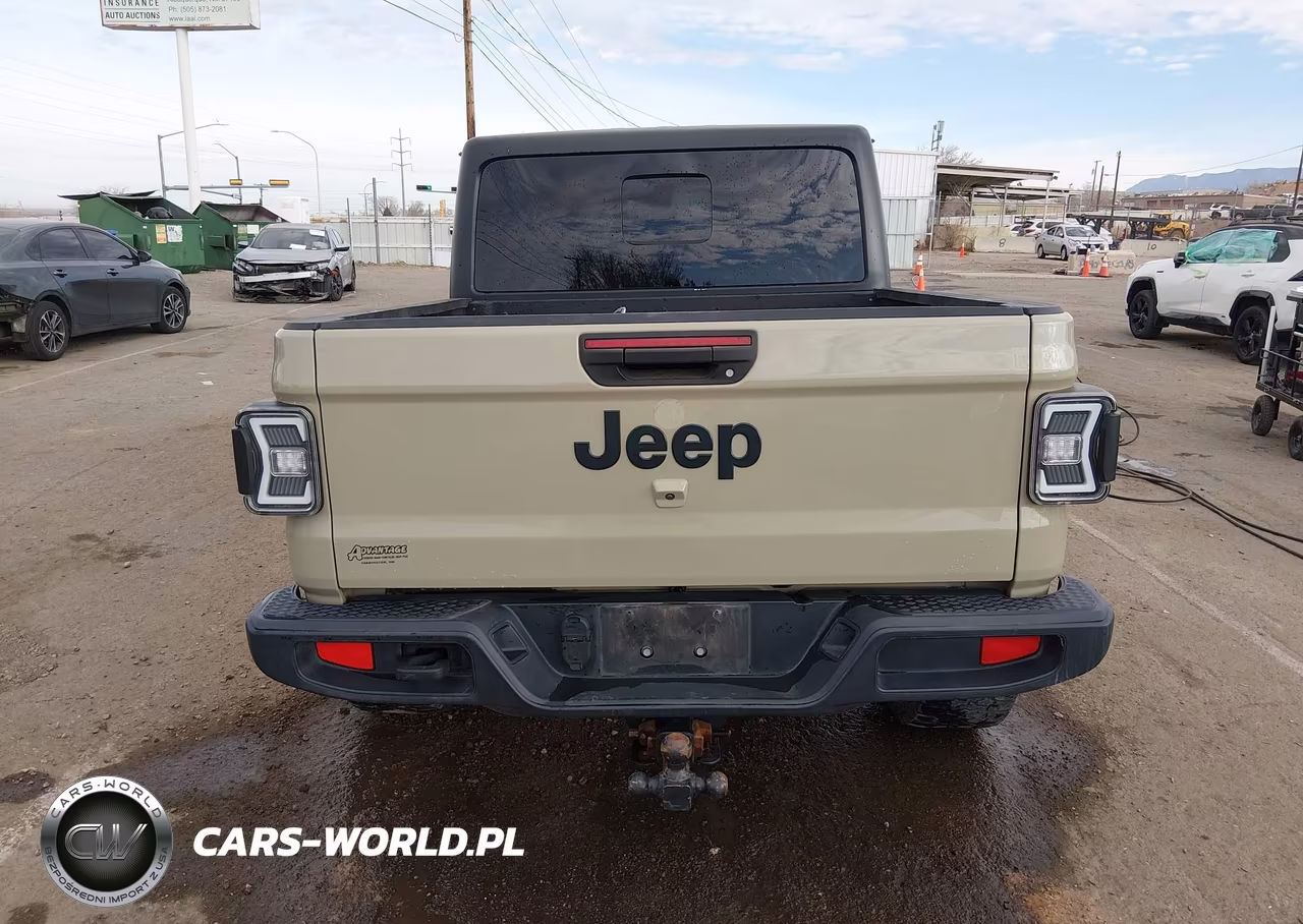 2020 Jeep Gladiator Sport S 4X4 VIN:1C6HJTAG7LL173697 - 17