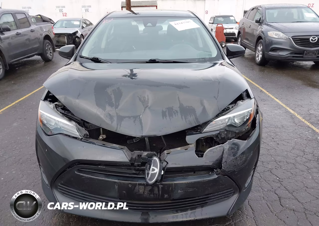 2018 Toyota Corolla Le VIN:2T1BURHE6JC115372 - 6