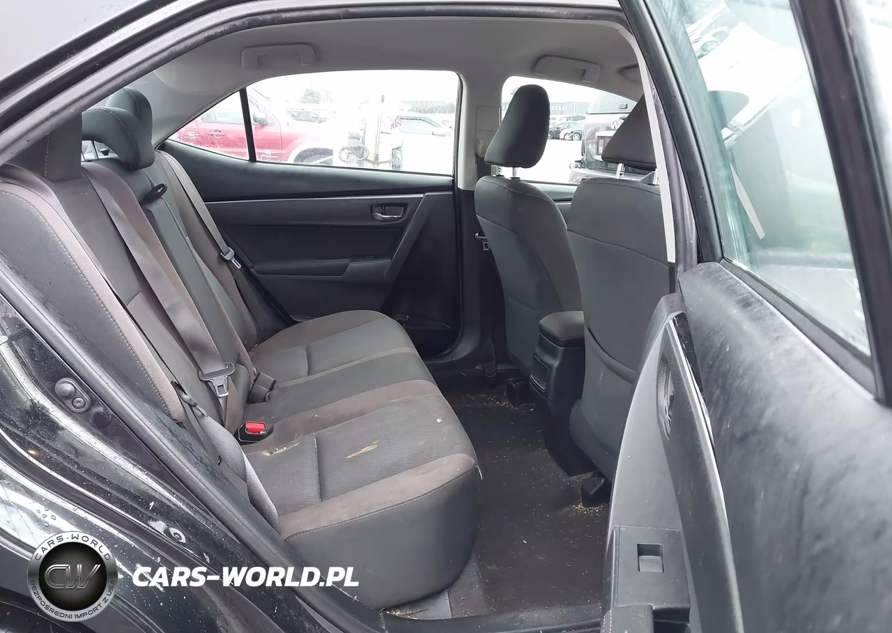 2018 Toyota Corolla Le VIN:2T1BURHE6JC115372 - 8