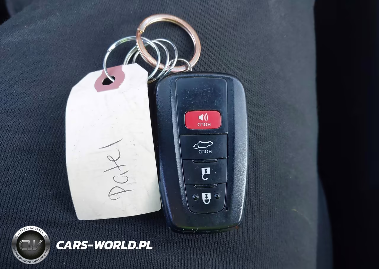 2019 Toyota Rav4 Hybrid Xle VIN:2T3RWRFV6KW017087 - 11