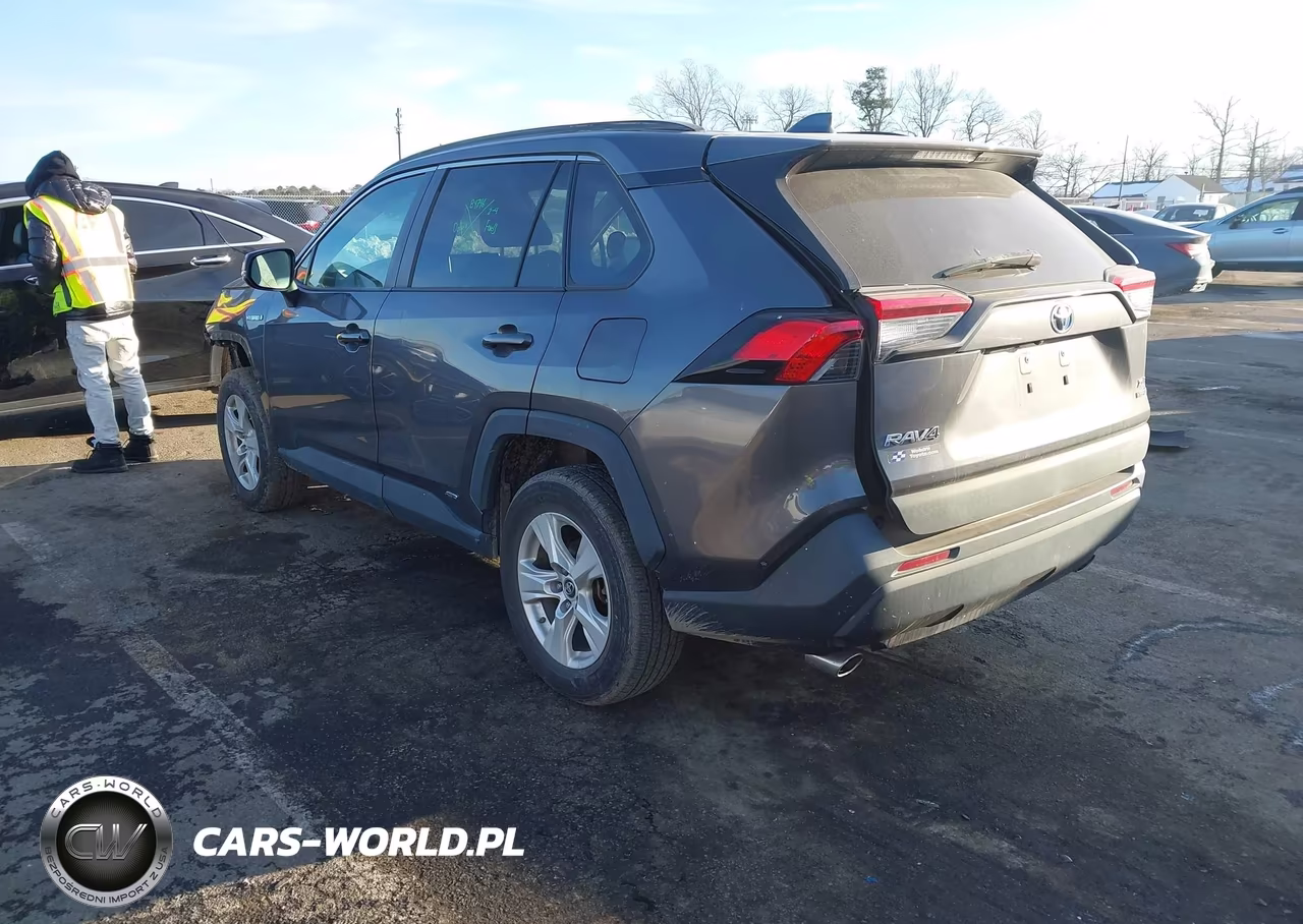 2019 Toyota Rav4 Hybrid Xle VIN:2T3RWRFV6KW017087 - 3