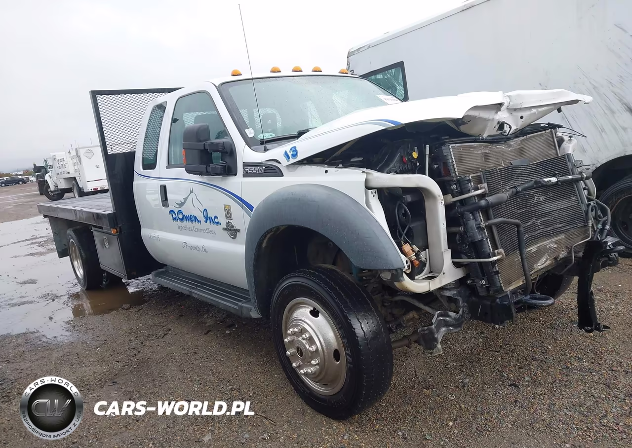 2013 Ford F-550 Chassis Xl