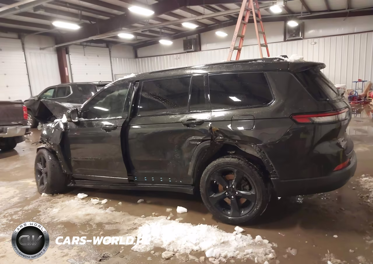 2023 Jeep Grand Cherokee L Limited 4X4 VIN:1C4RJKBGXP8101424 - 13