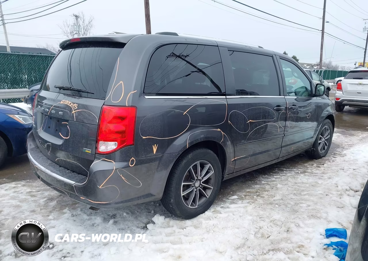 2017 Dodge Grand Caravan Cvp-Sxt VIN:2C4RDGBG2HR629307 - 4