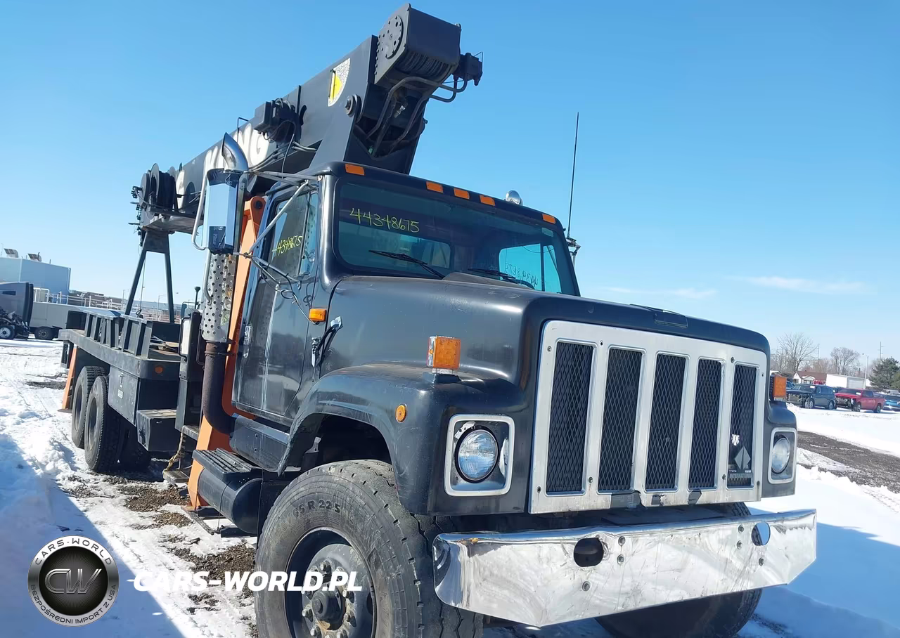 1997 International 2000 2574