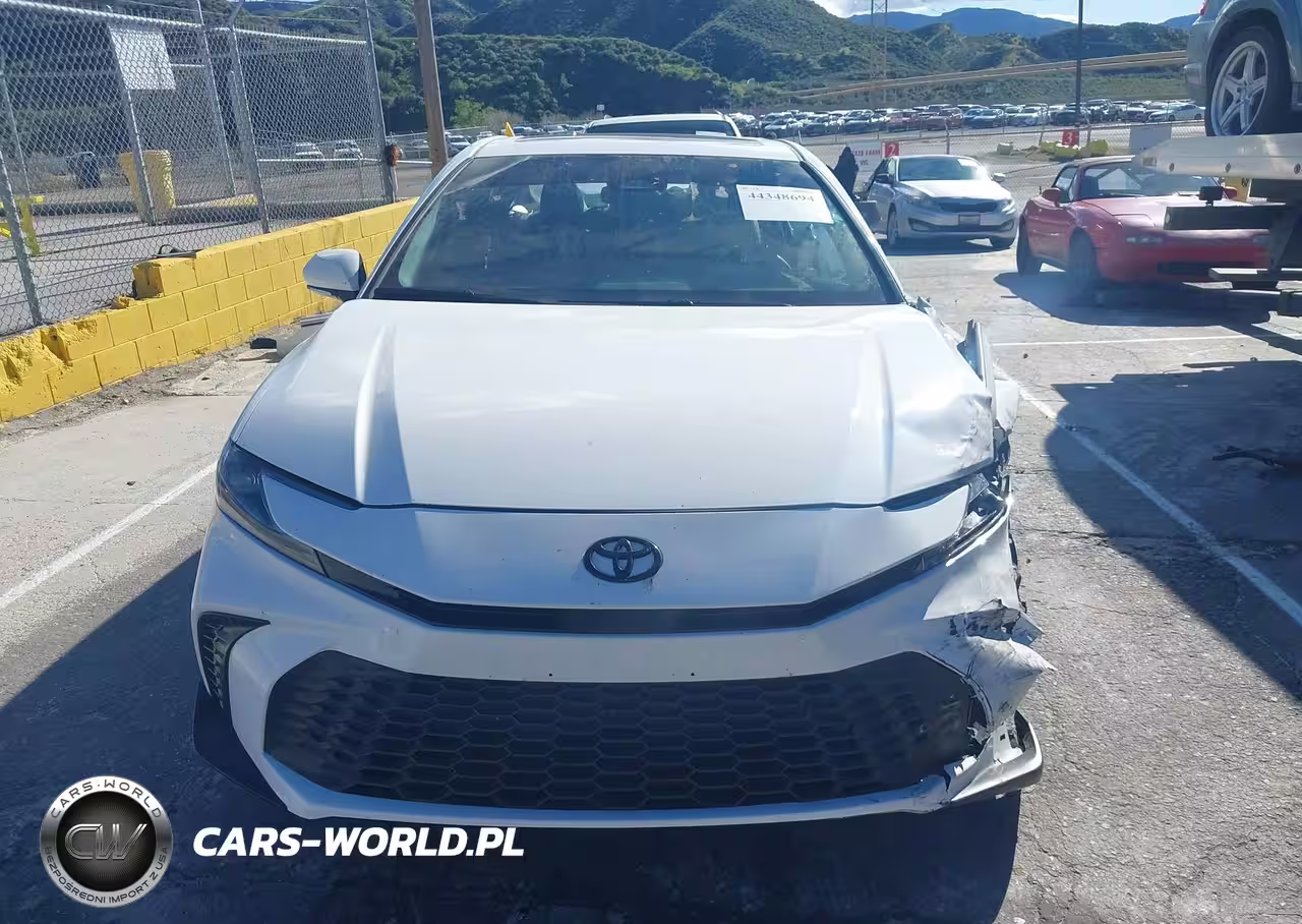 2025 Toyota Camry Se VIN:4T1DAACK8SU088837 - 12