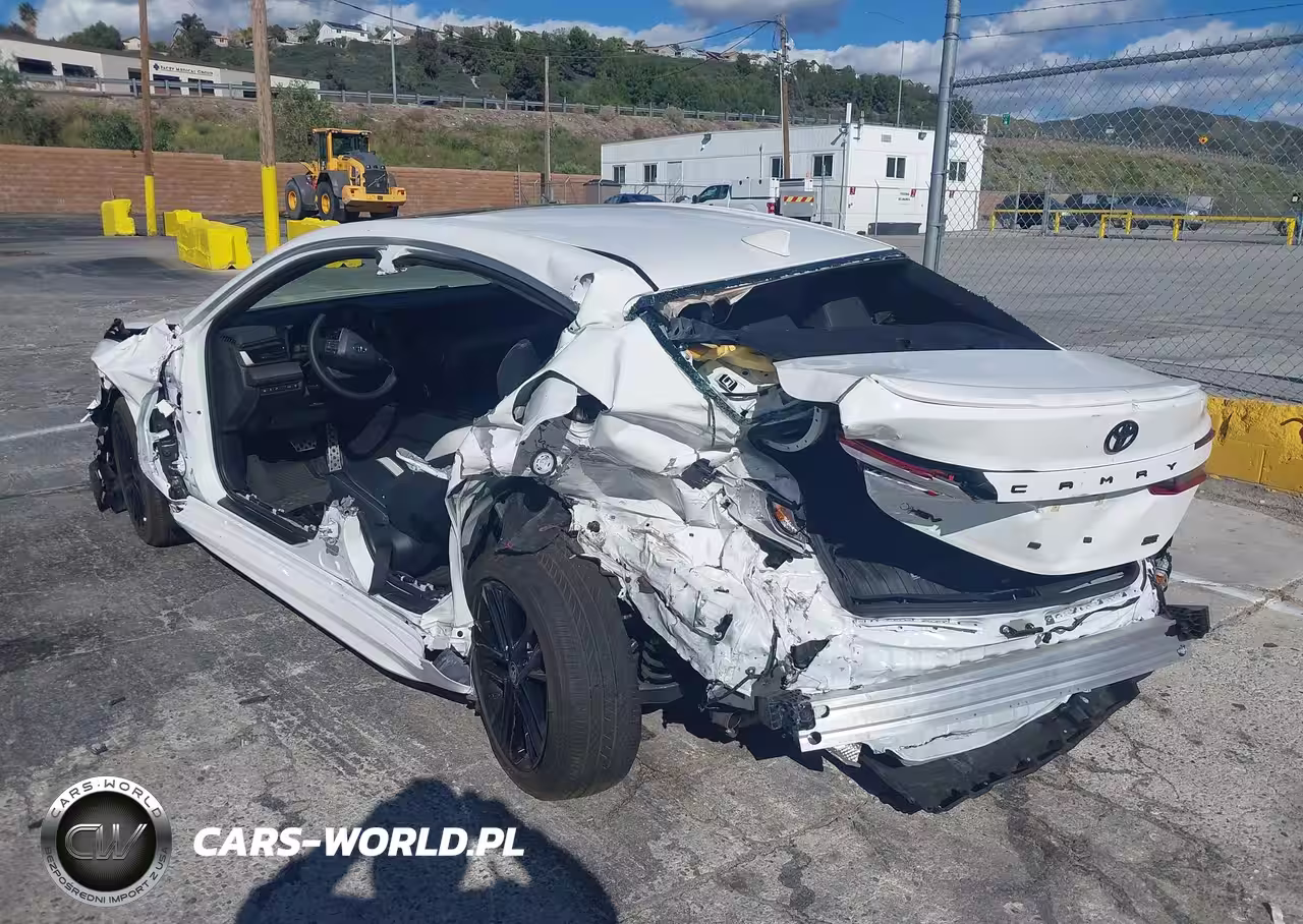 2025 Toyota Camry Se VIN:4T1DAACK8SU088837 - 3