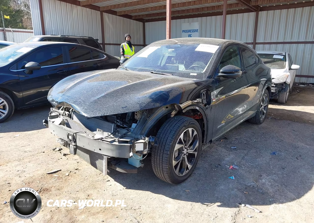 2022 Ford Mustang Mach-E Premium VIN:3FMTK3SS8NMA37708 - 2