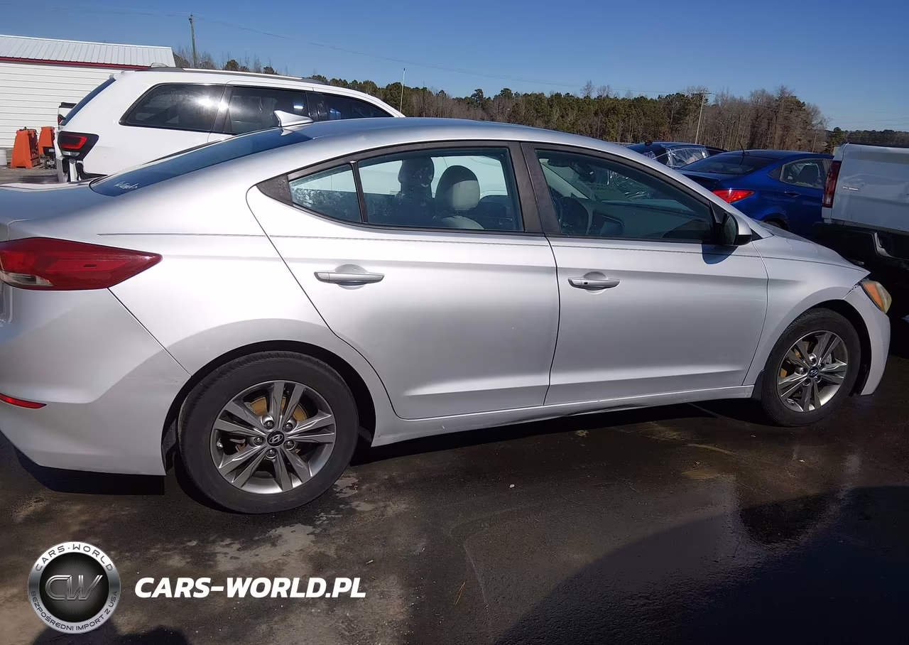2018 Hyundai Elantra Value Edition VIN:5NPD84LF1JH272353 - 13