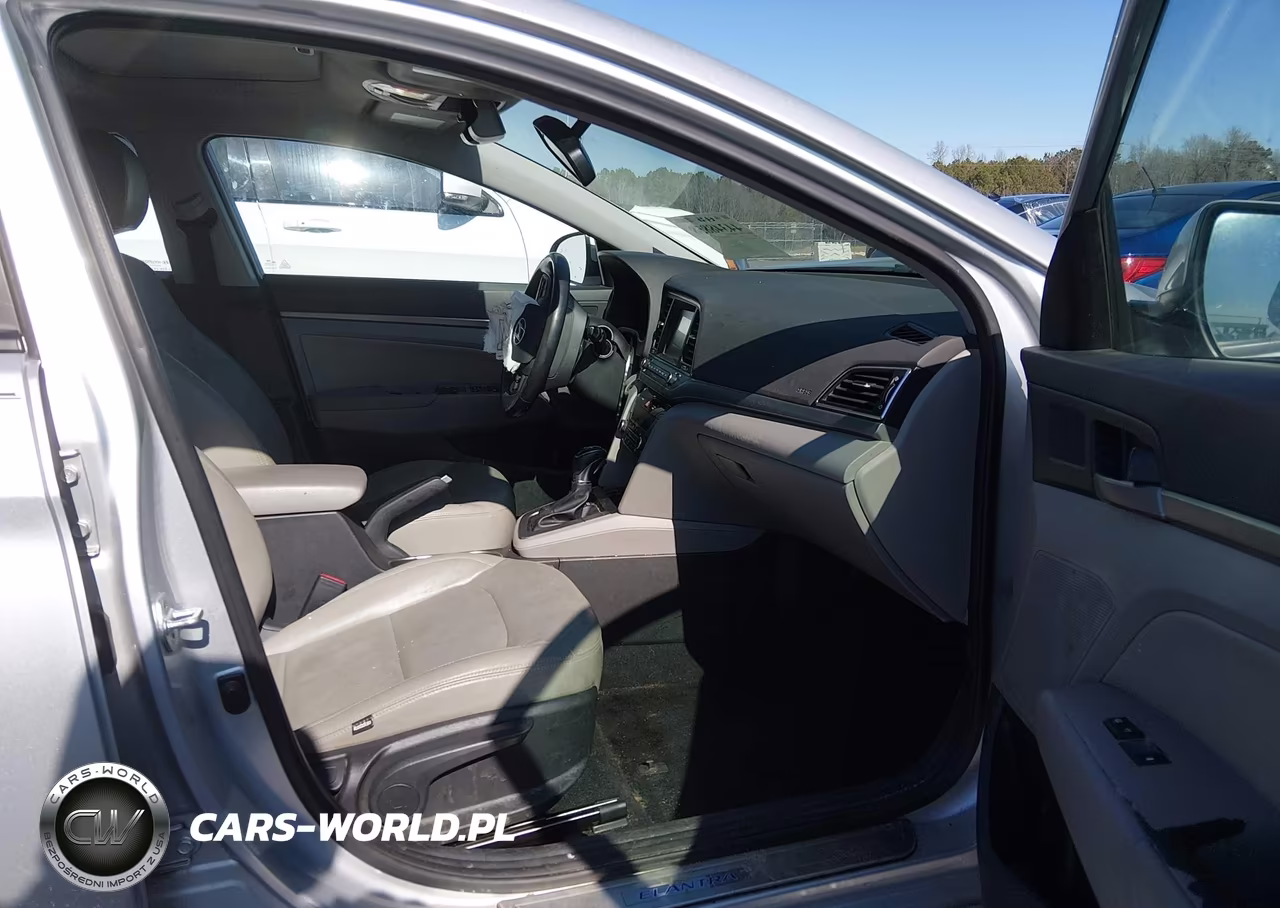 2018 Hyundai Elantra Value Edition VIN:5NPD84LF1JH272353 - 5