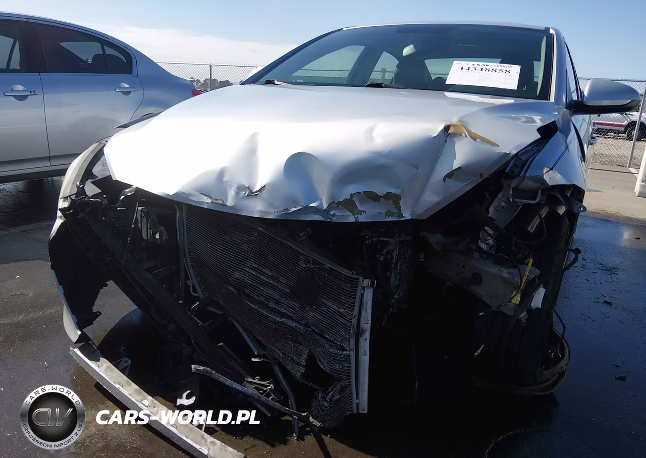 2018 Hyundai Elantra Value Edition VIN:5NPD84LF1JH272353 - 6