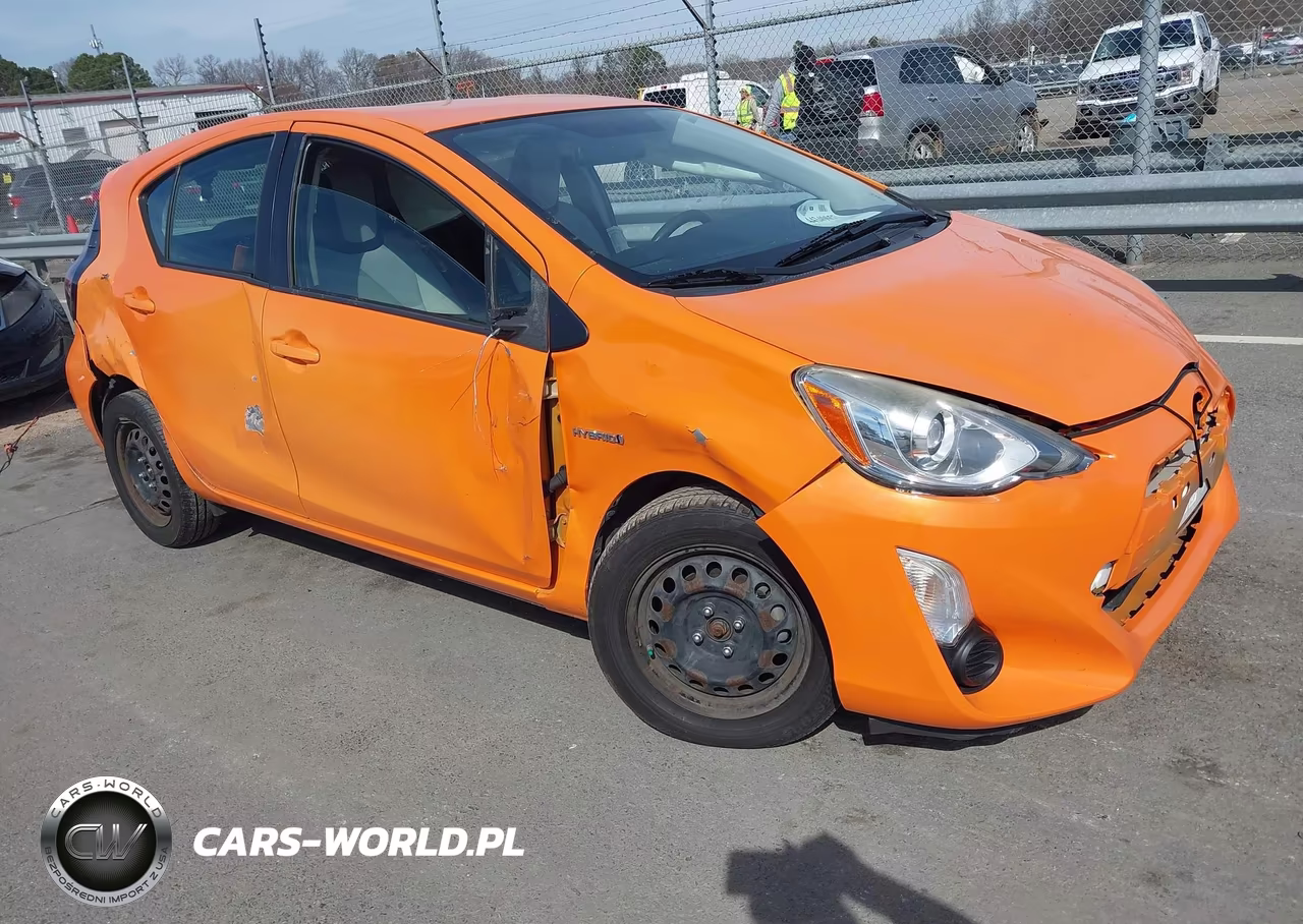 2015 Toyota Prius C One