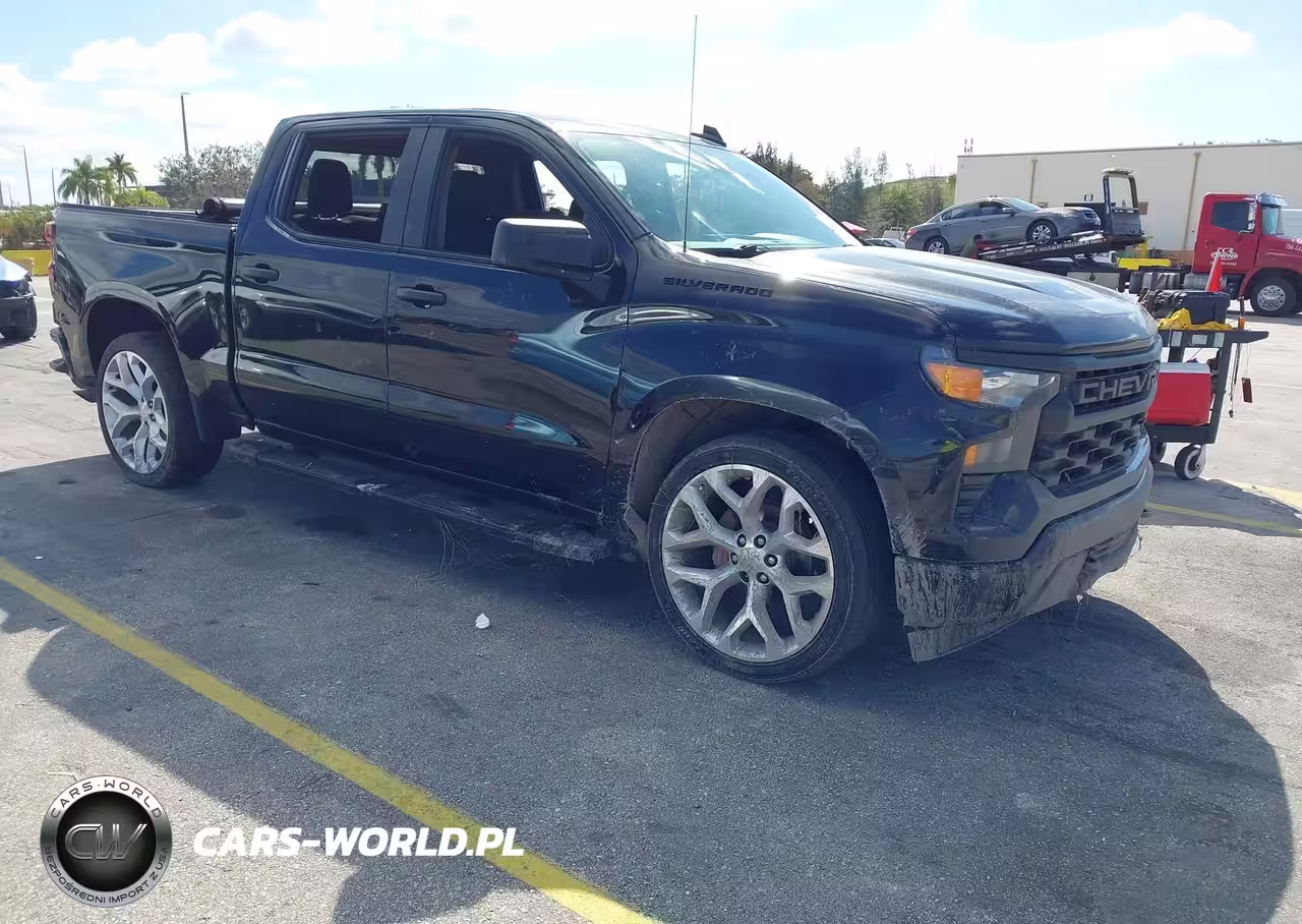 2023 Chevrolet Silverado 1500 2Wd Short Bed Custom