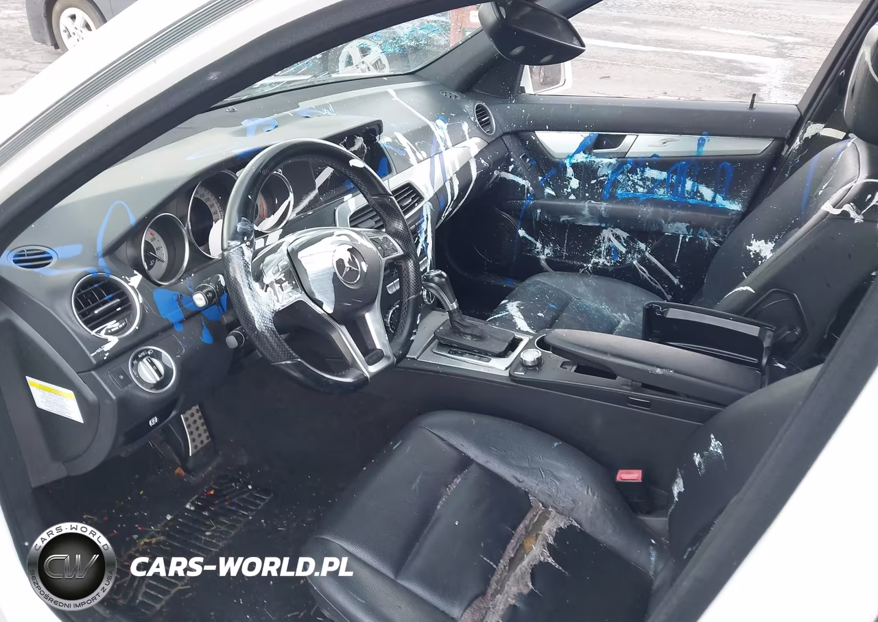 2013 Mercedes-Benz C 250 Sport VIN:WDDGF4HB8DA800707 - 6