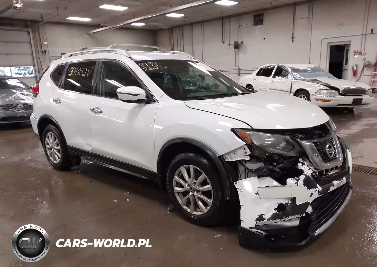 2017 Nissan Rogue Sv