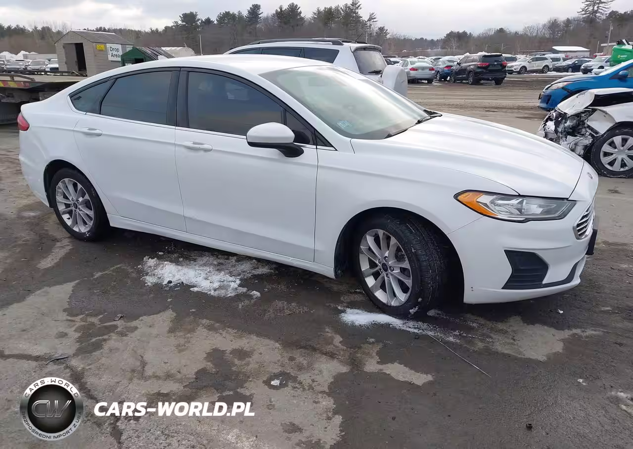 2020 Ford Fusion Se