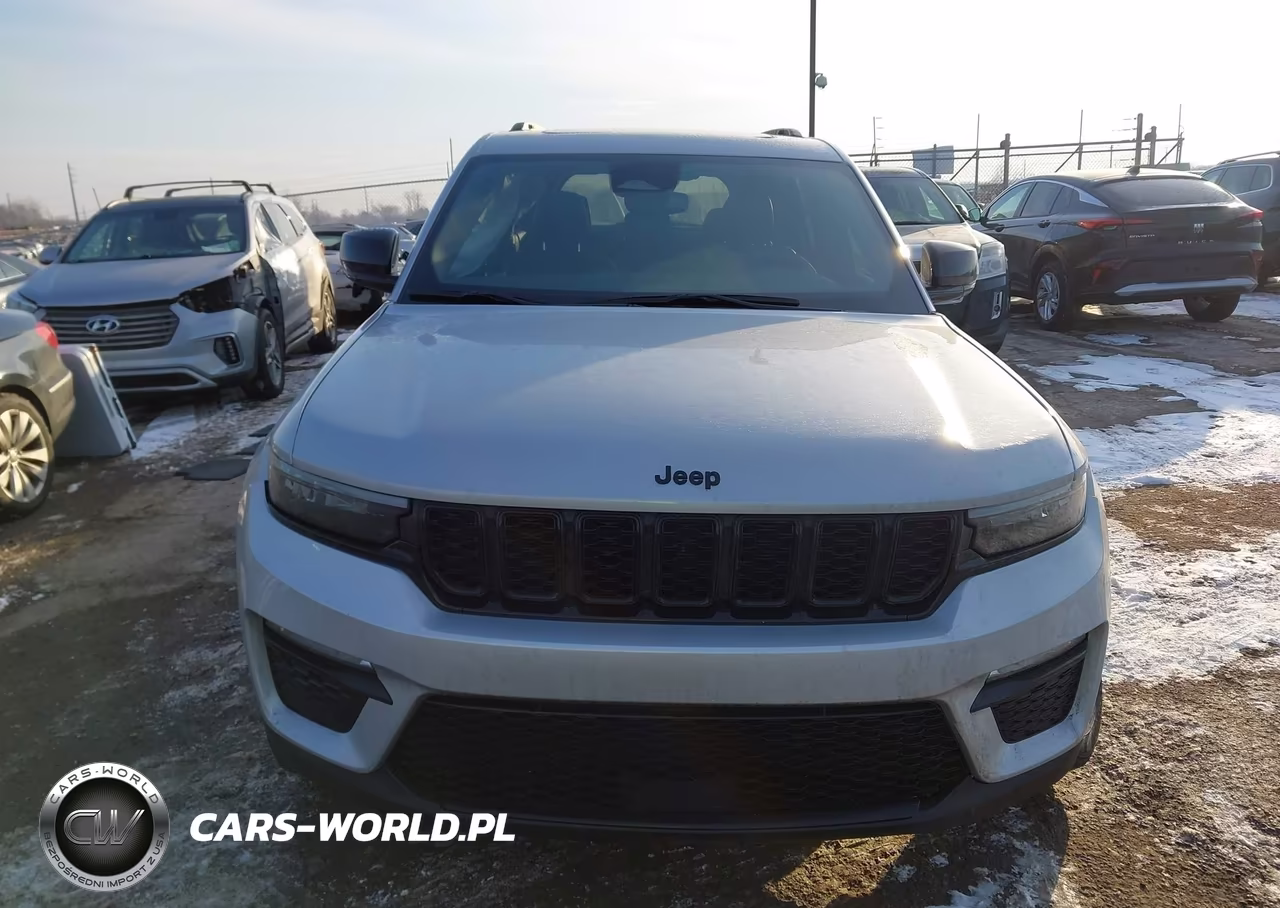 2024 Jeep Grand Cherokee Limited 4X4 VIN:1C4RJHBG9RC171841 - 12
