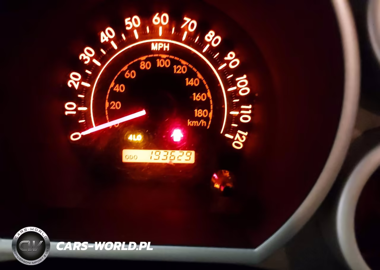 2013 Toyota Tundra Grade 5.7L V8 VIN:5TFUY5F14DX308017 - 16