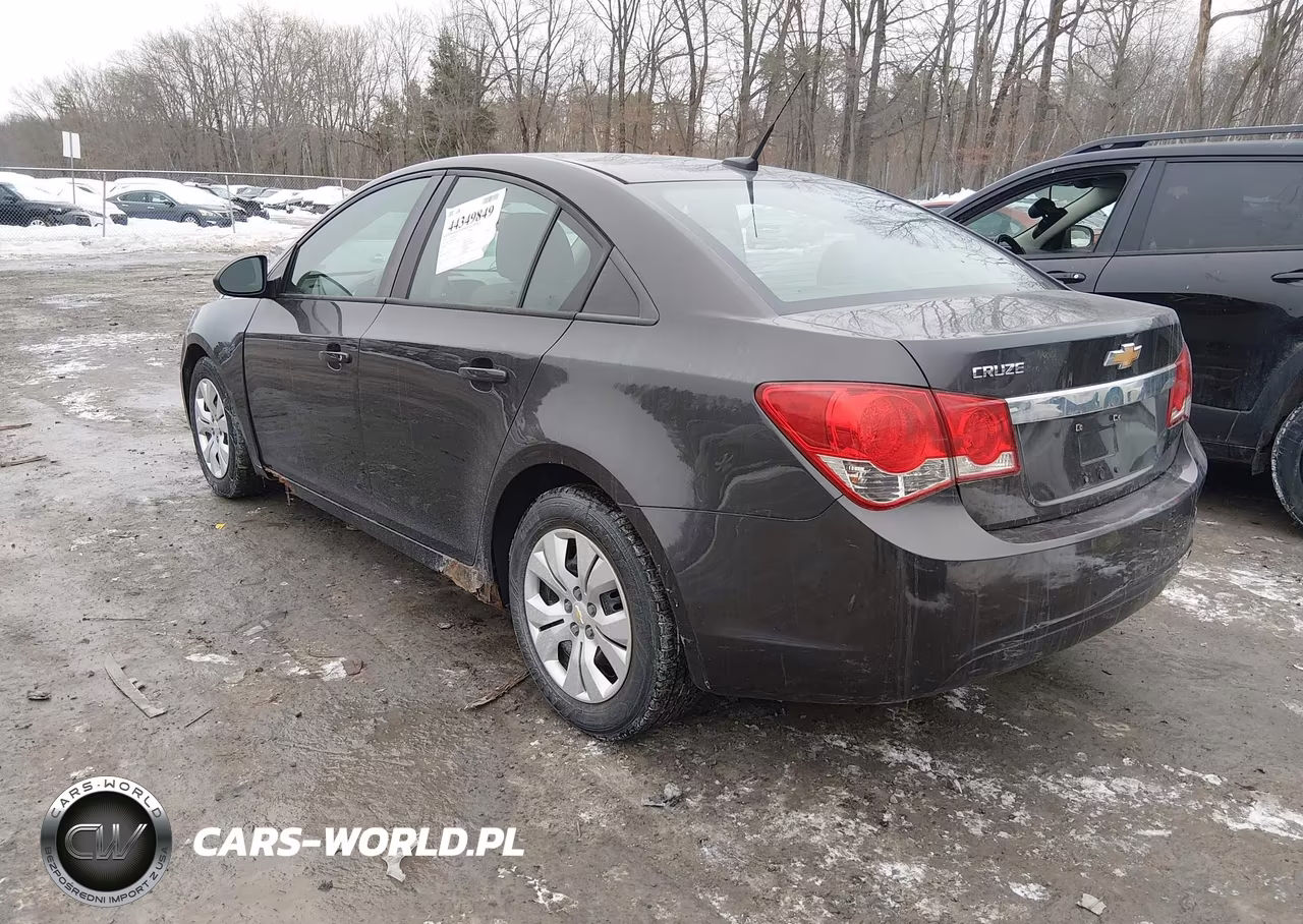2014 Chevrolet Cruze Ls Auto VIN:1G1PA5SG6E7459897 - 3