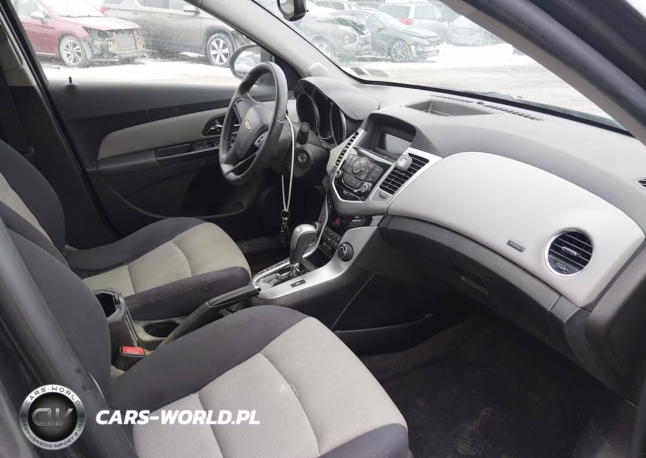 2014 Chevrolet Cruze Ls Auto VIN:1G1PA5SG6E7459897 - 5
