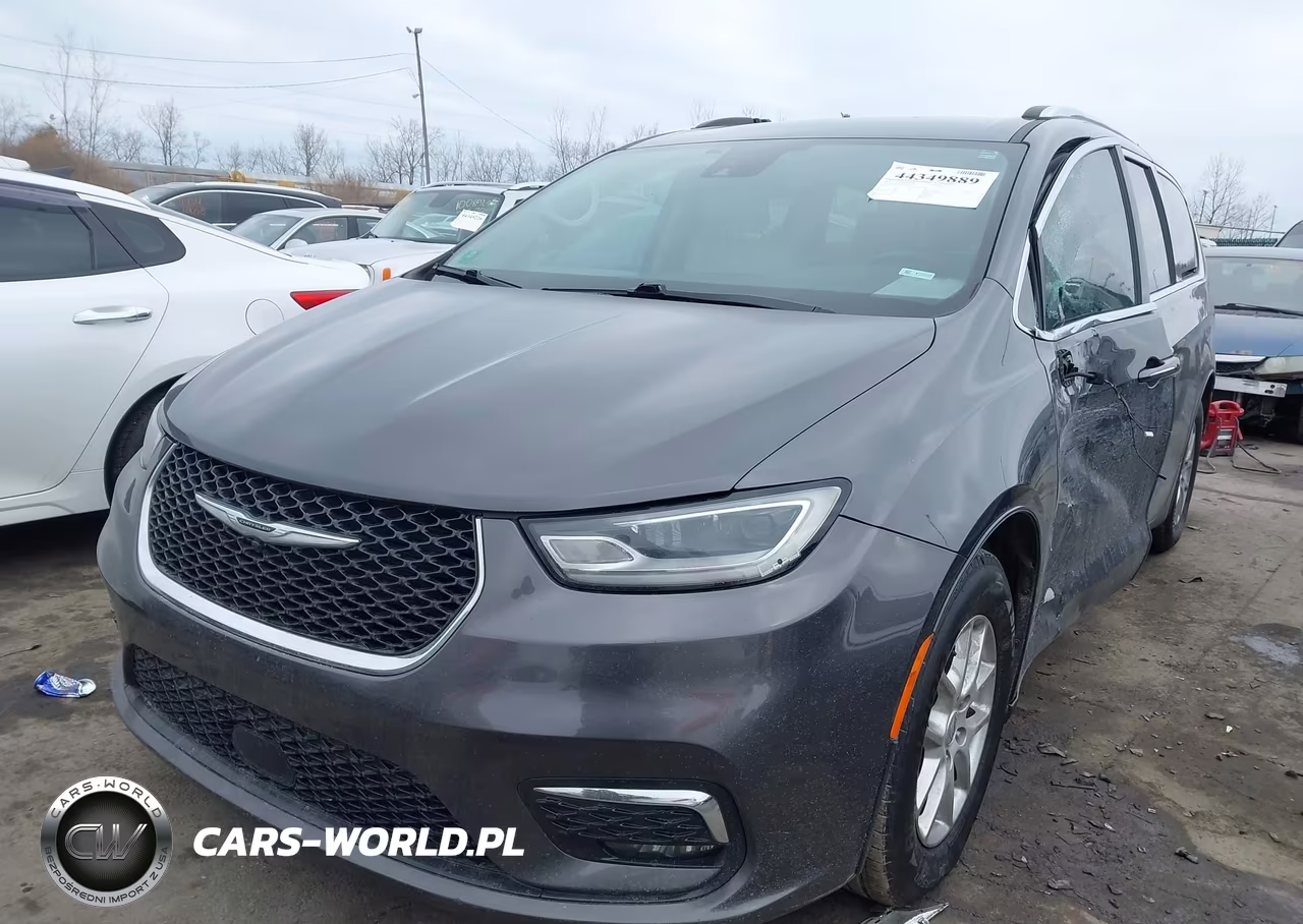 2021 Chrysler Pacifica Touring L VIN:2C4RC1BGXMR556780 - 2